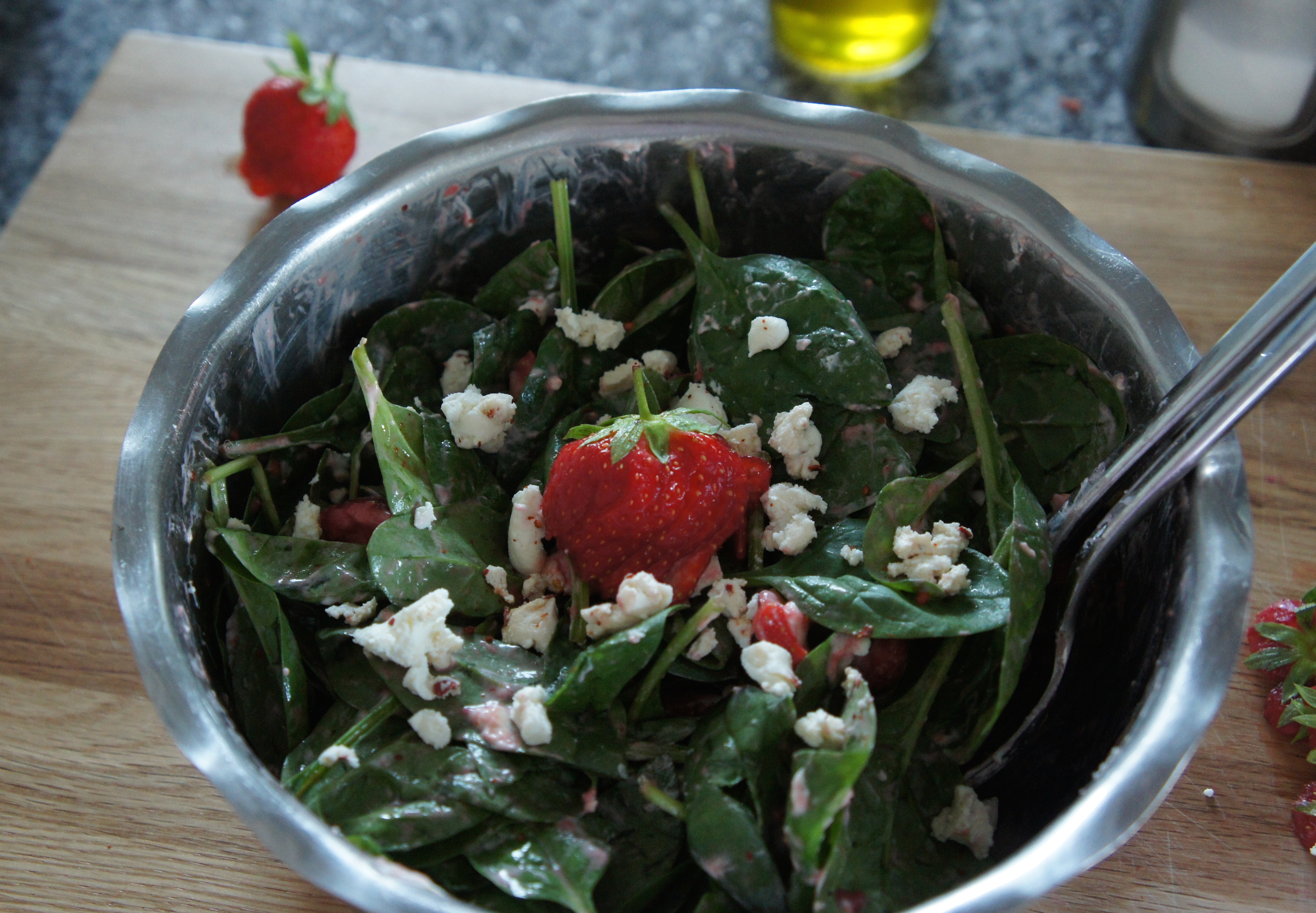 Final spinach strawberry goats cheese salad